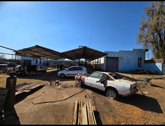 BUSINESS FOR SALE IN AUREUS